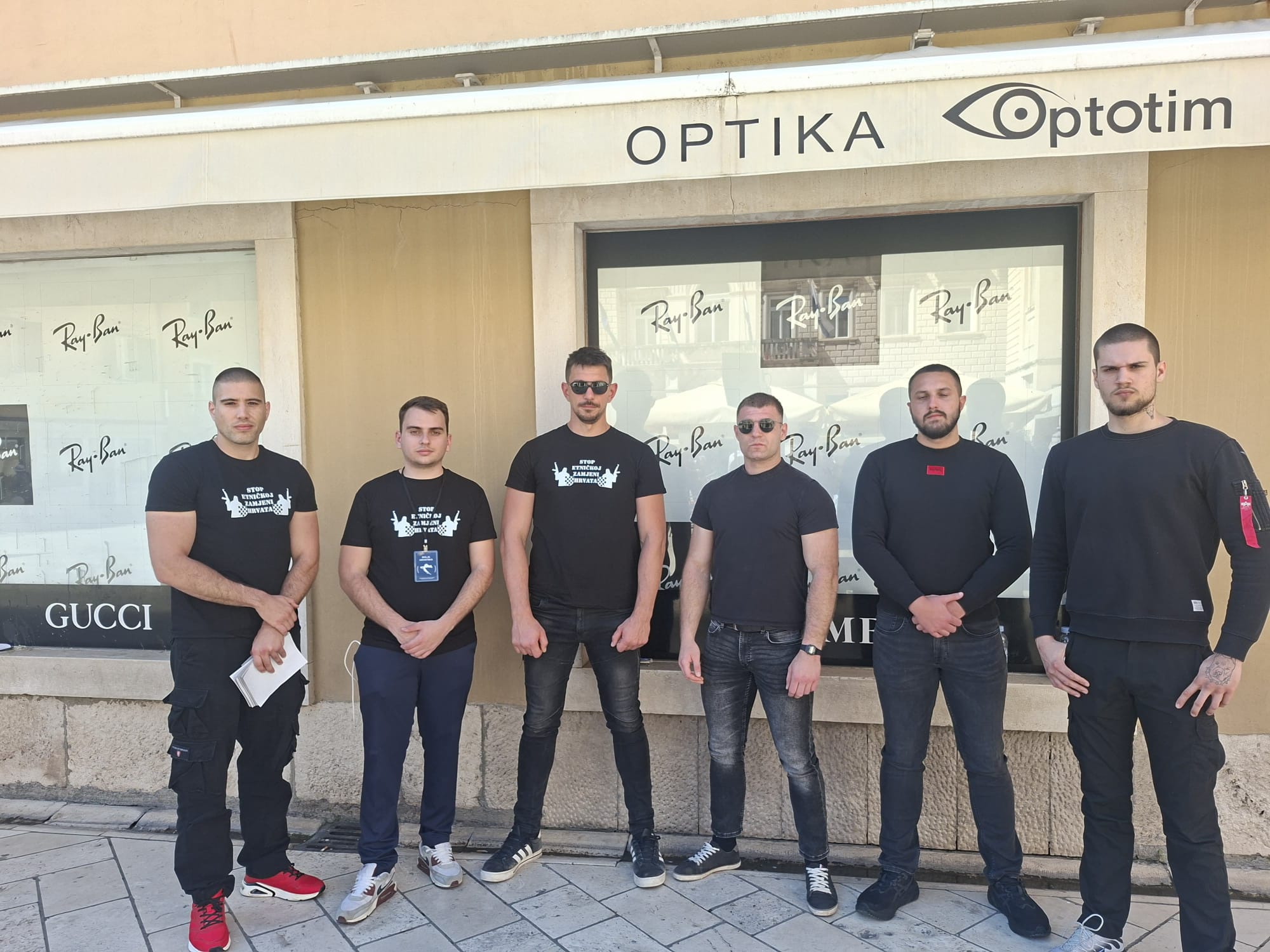 Protest in Zadar on Narodni trg 10